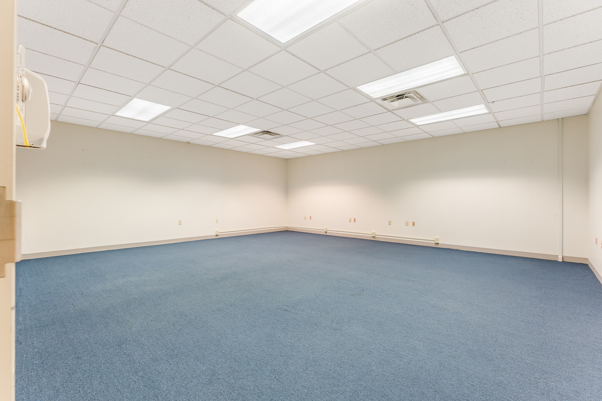 1 Suburban Ct, Morgantown, WV for lease Interior Photo- Image 1 of 55