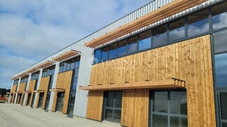 Plus de détails pour Local d'activités à louer