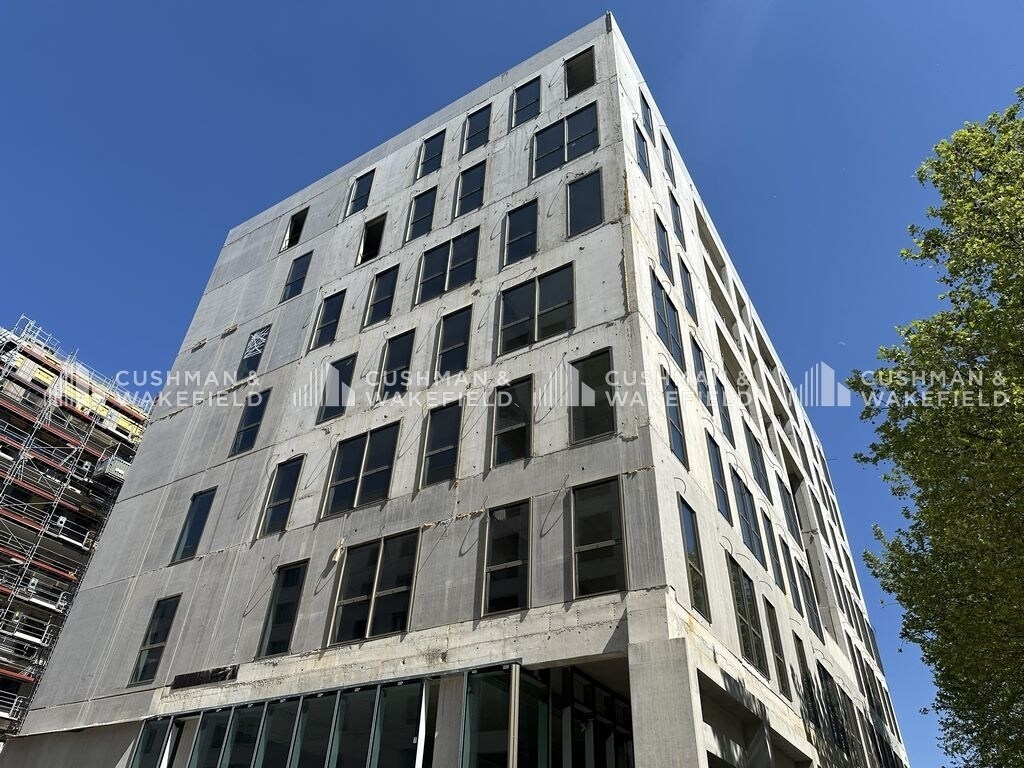 Boulevard De Dresde, Strasbourg for lease Building Photo- Image 1 of 13