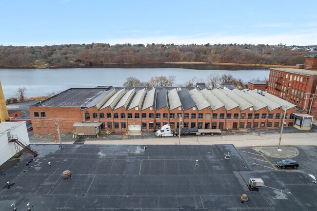 More details for 721 School St, Pawtucket, RI - Industrial for Lease