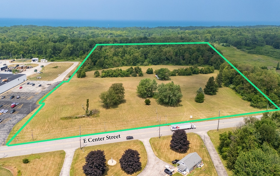 3365 E Center St, Conneaut, OH for sale - Building Photo - Image 1 of 3