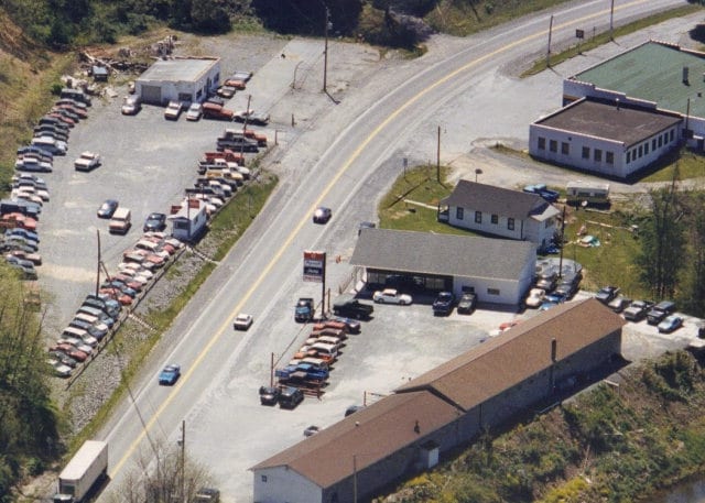 513 Kanawha Ave, Rainelle, WV for sale - Building Photo - Image 2 of 2