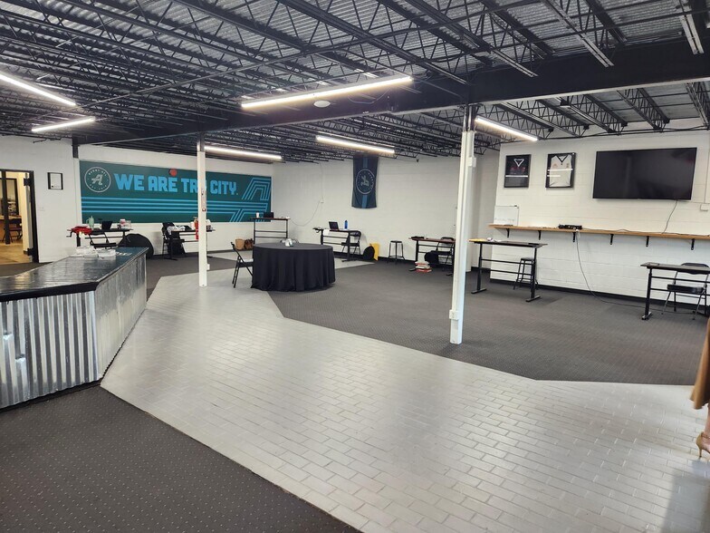 598 W Atlanta St SE, Marietta, GA à louer - Photo intérieure - Image 3 de 7