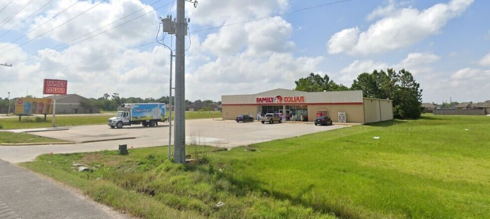 305 W Highway 90, Iowa, LA à vendre - Photo principale - Image 1 de 3