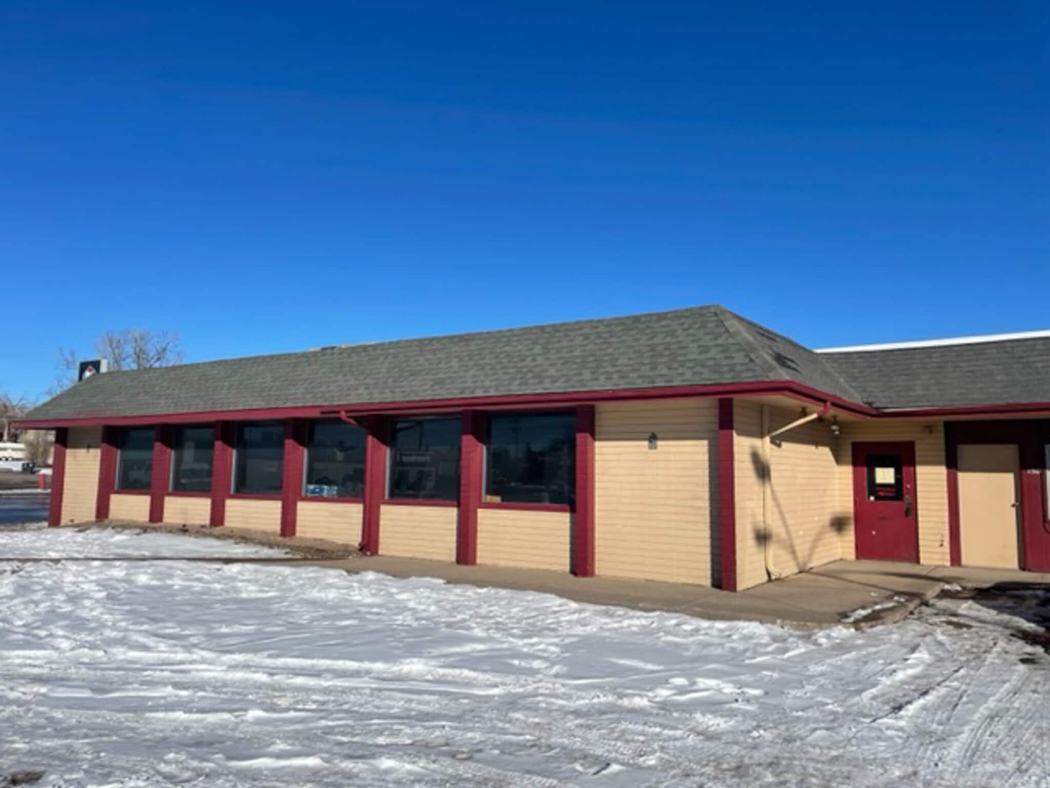 1907 E Lincolnway, Cheyenne, WY for lease Primary Photo- Image 1 of 2