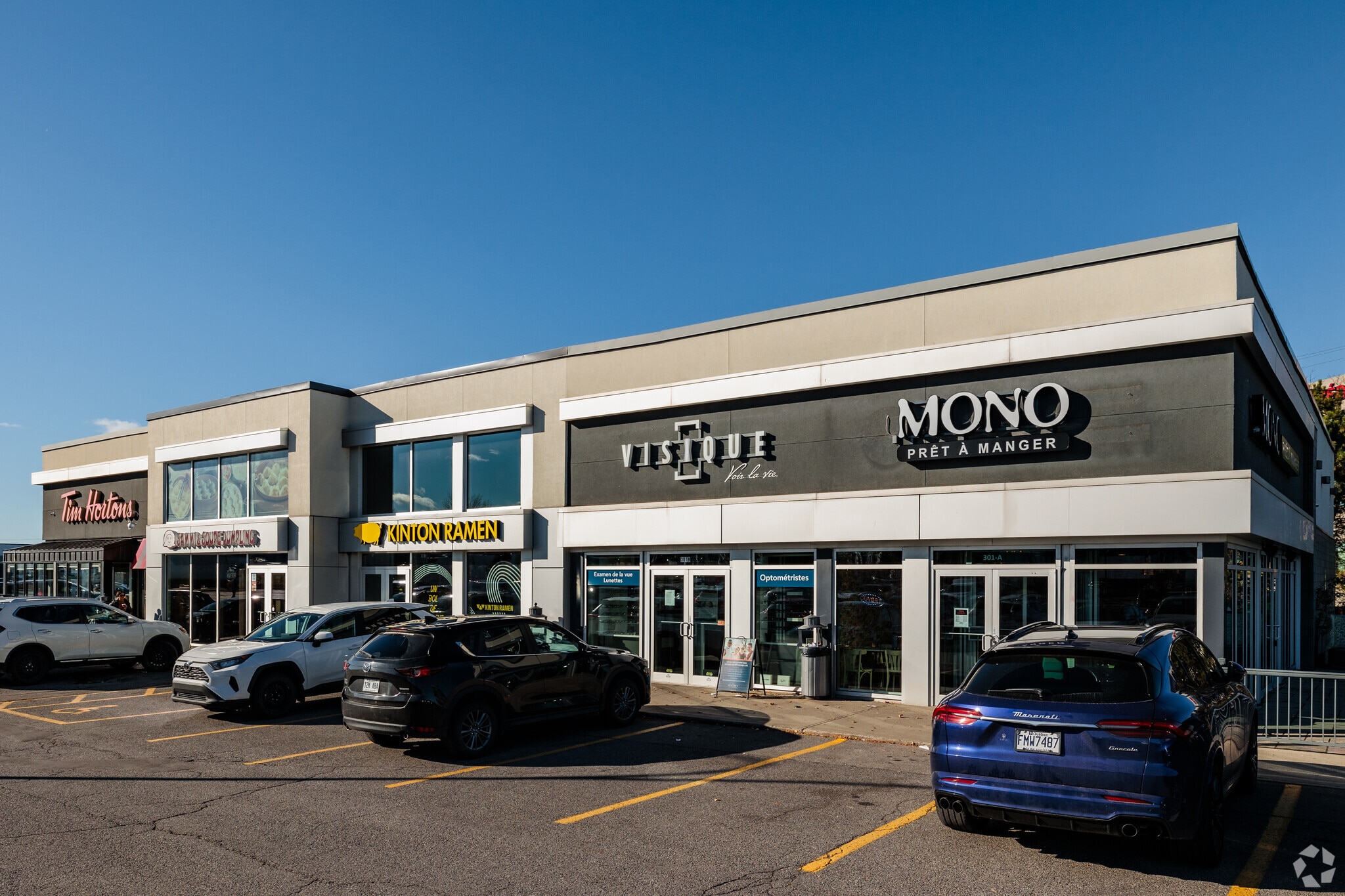 301 Boul Brunswick, Pointe-claire, QC for lease Primary Photo- Image 1 of 5