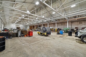 1301 18th St, Racine, WI for lease Interior Photo- Image 2 of 11