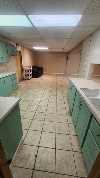 1116 SW H Ave, Lawton, OK for sale - Building Photo - Image 3 of 19