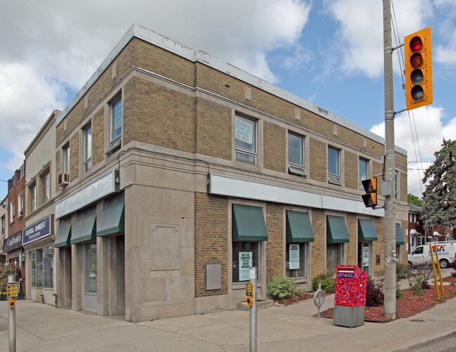 Plus de détails pour 876 Eglinton Ave E, Toronto, ON - Bureau/Commerce de détail à louer