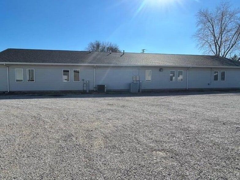 811 W Cleary St, Pontiac, IL for sale - Building Photo - Image 2 of 2