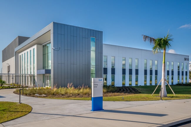 Plus de détails pour 5010 Air Cargo Rd, Tampa, FL - Bureau à louer