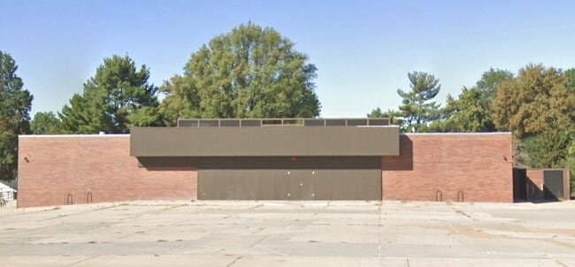 More details for 4024 Fleur Dr, Des Moines, IA - Retail for Lease