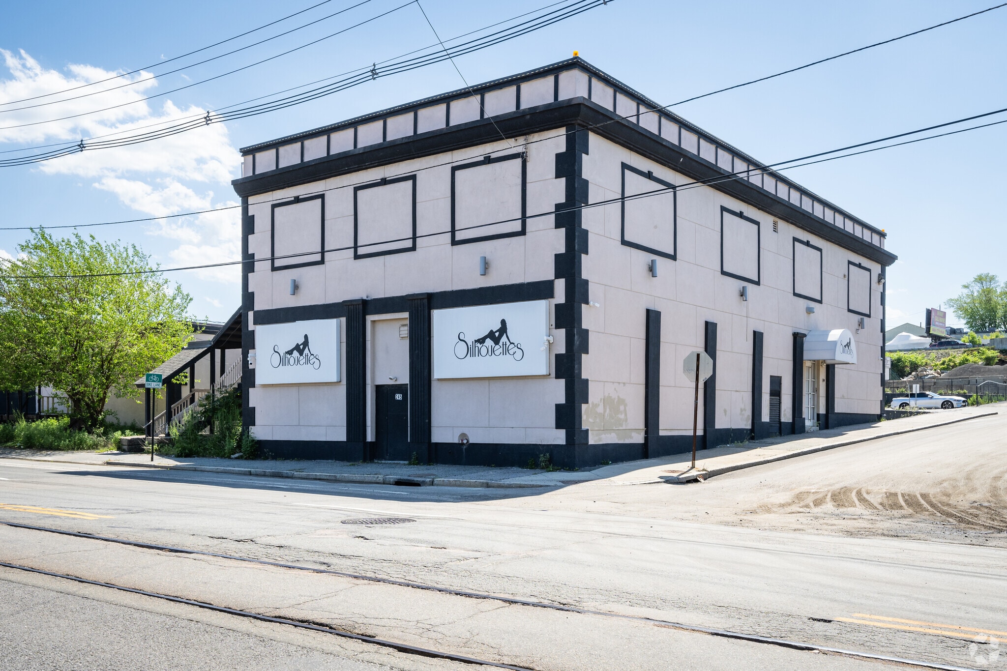 249-253 Allens Ave, Providence, RI for sale Primary Photo- Image 1 of 7