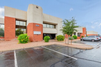 104 S 54th St, Chandler, AZ for lease Interior Photo- Image 2 of 52