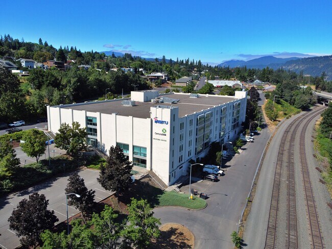 Plus de détails pour 902 Wasco St, Hood River, OR - Plusieurs types d'espaces à louer