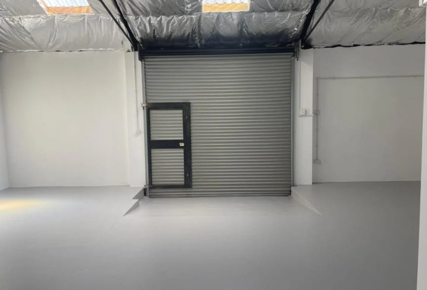 Kings Head Road Gendros Swansea City And County, Swansea for lease - Building Photo - Image 3 of 3