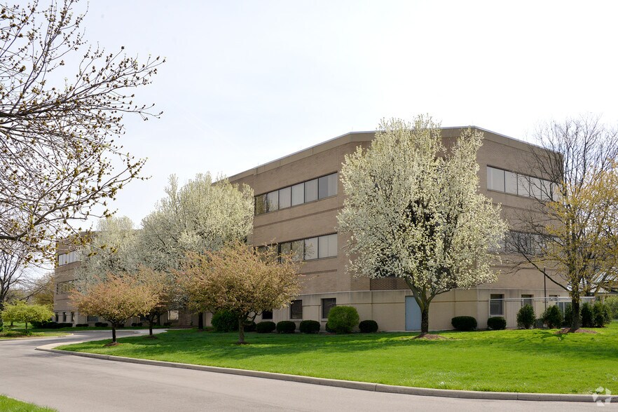 1530 Needmore Rd, Dayton, OH à louer - Photo du bâtiment - Image 3 de 9
