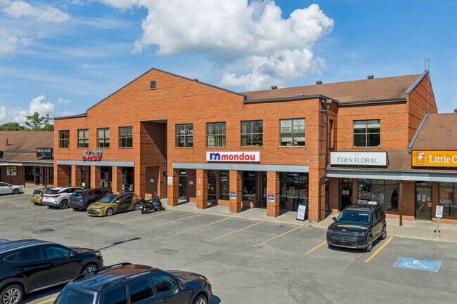 Plus de détails pour 2915 Boul Saint-Charles, Kirkland, QC - Bureau à louer