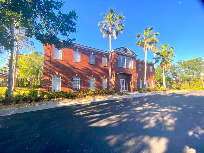 910 Williston Park Pt, Lake Mary, FL for sale - Building Photo - Image 2 of 34