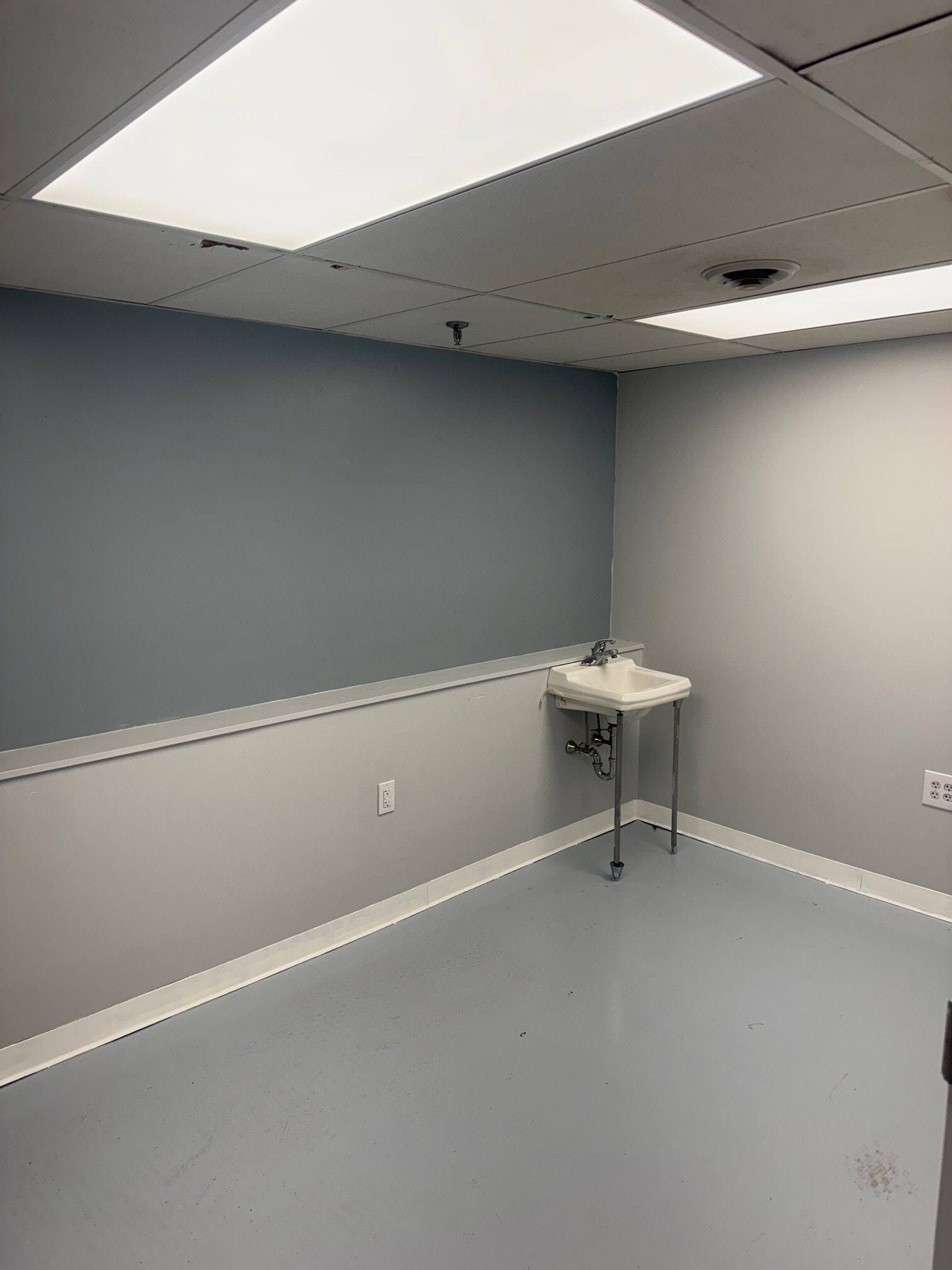 324 E Main St, Newark, DE à louer Photo intérieure- Image 1 de 2