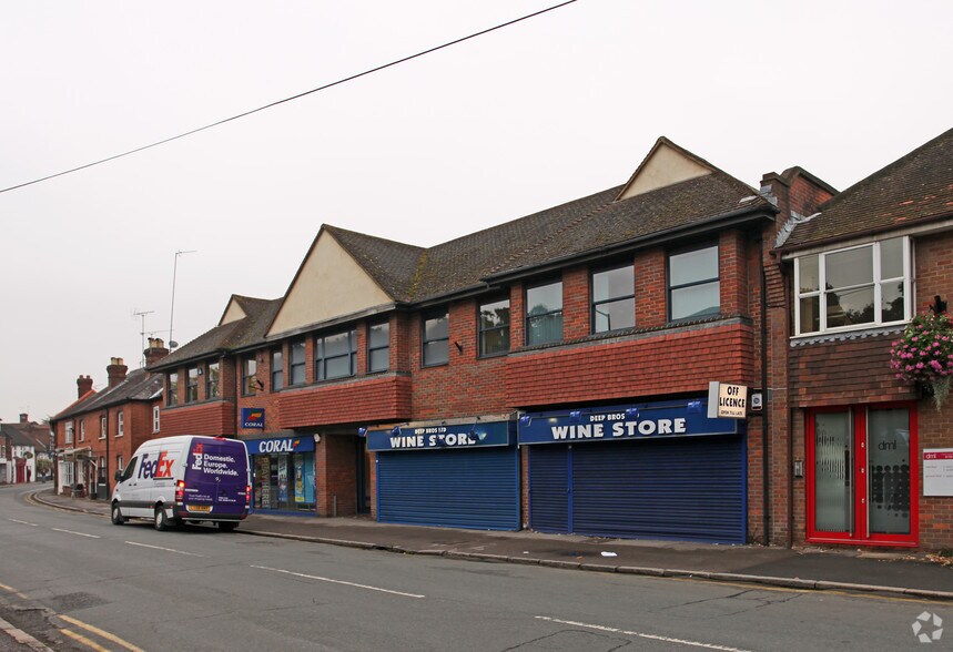 1-3 High St, Gerrards Cross à vendre - Photo du bâtiment - Image 2 de 6