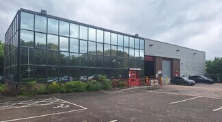 Plus de détails pour Southside, Stockport - Industriel à louer