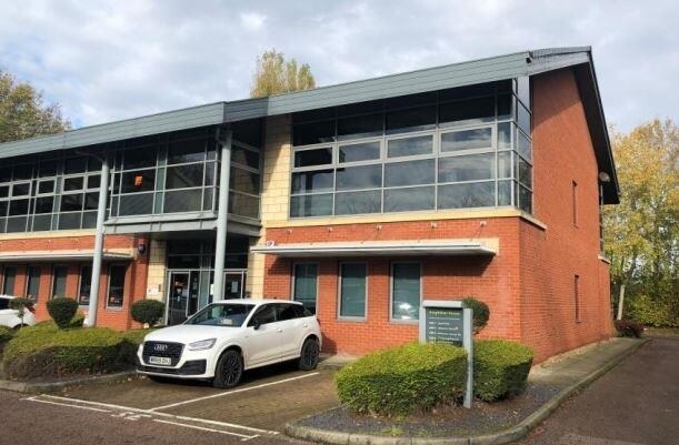 New Mill Rd, Orpington à louer - Photo du bâtiment - Image 2 de 2