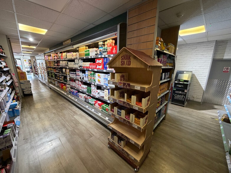 57 Commercial St, Malton for sale - Interior Photo - Image 3 of 12