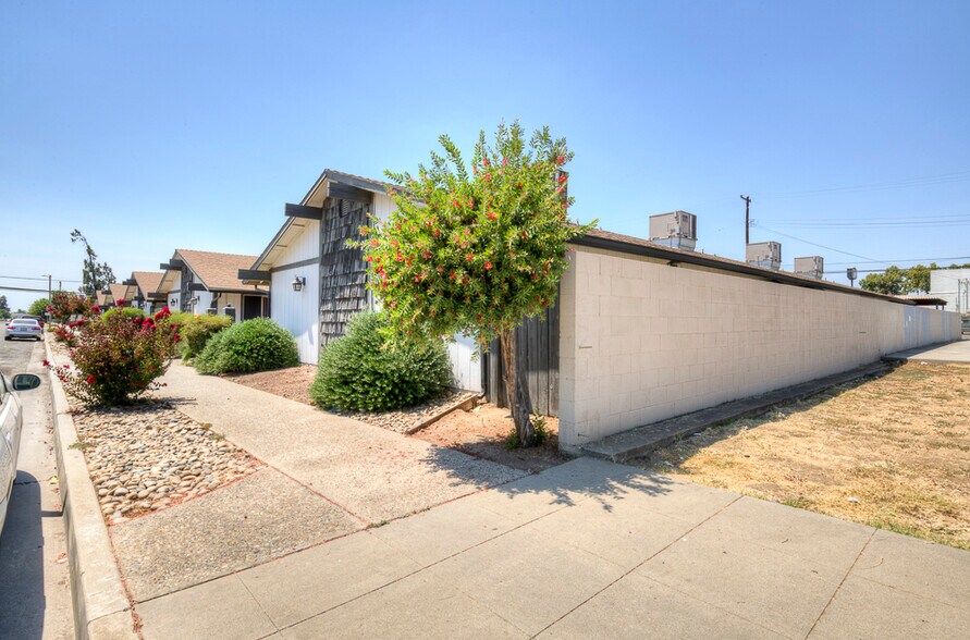 408 Trinity Ave, Chowchilla, CA à vendre - Photo du bâtiment - Image 3 de 25