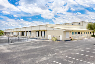 351 N Leonard Blvd, Lehigh Acres FL - Entrepôt