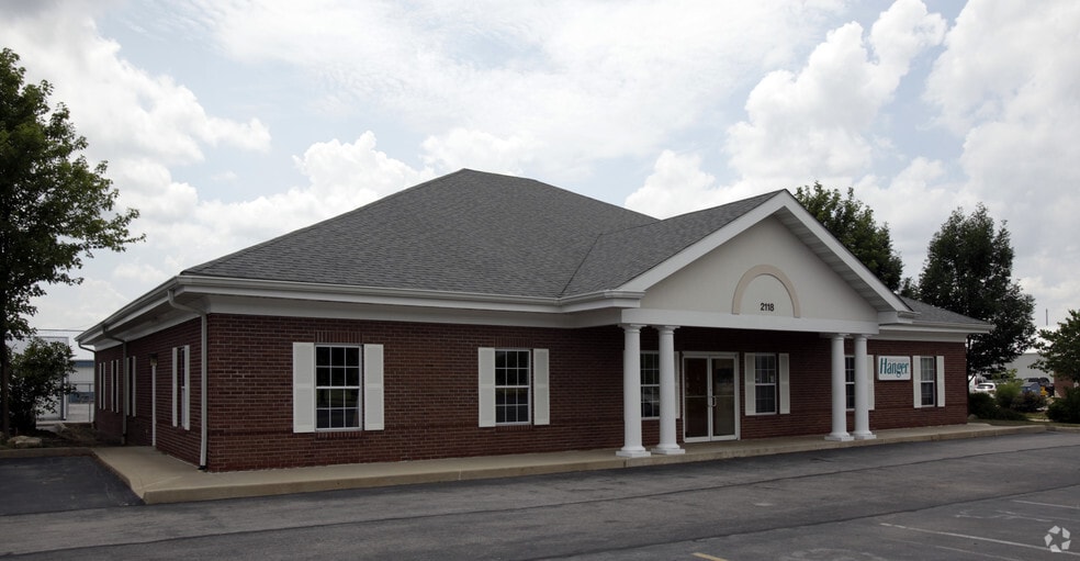 2118 Vadalabene Dr, Maryville, IL for lease - Building Photo - Image 3 of 11