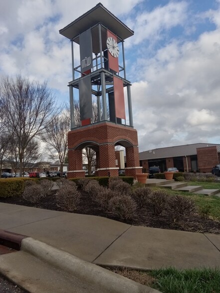 55 MedPark Dr, Somerset, KY for lease - Primary Photo - Image 1 of 5