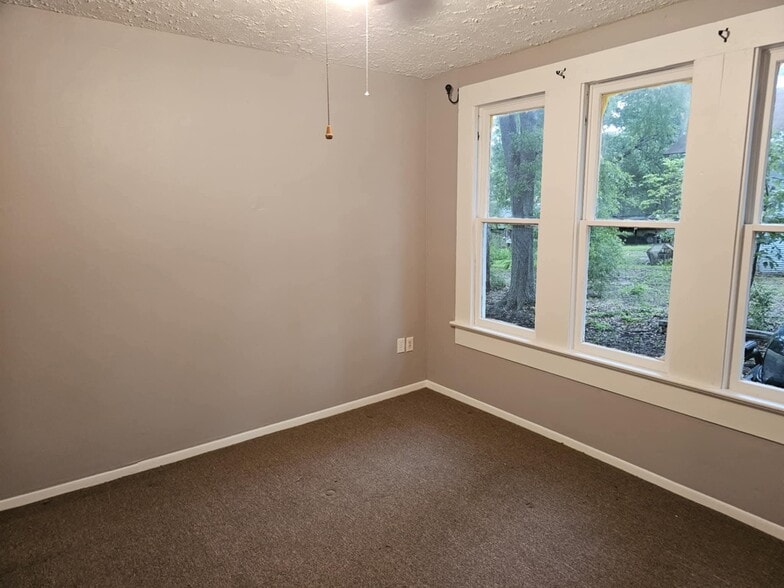 630 Worth St, Hemphill, TX à vendre - Photo du bâtiment - Image 2 de 19