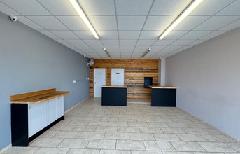 Wye Ave, Bridgwater for lease Interior Photo- Image 1 of 2