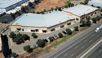 Manteca Professional Center Bldg B - Warehouse