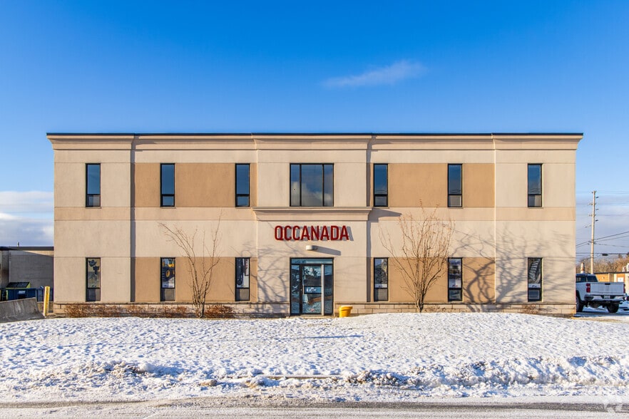 8 Caesar Ave, Ottawa, ON à louer - Photo du bâtiment - Image 3 de 3