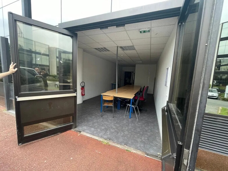 Local d'activités dans Argenteuil à vendre - Photo intérieure - Image 2 de 11