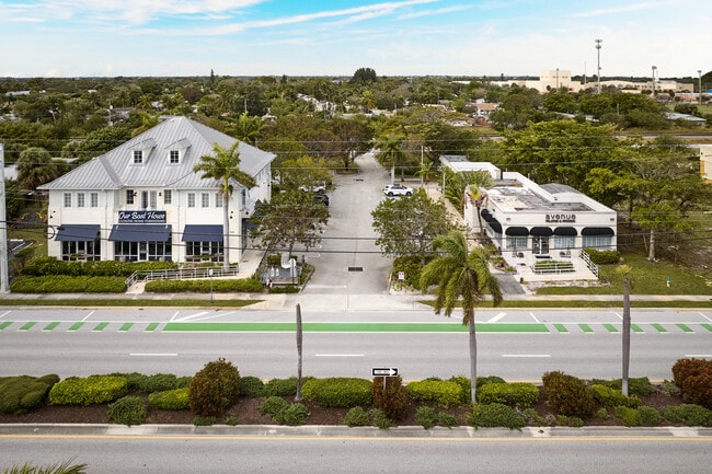 Plus de détails pour 2050 & 2100 N Federal Highway – Commerce de détail à vendre, Delray Beach, FL