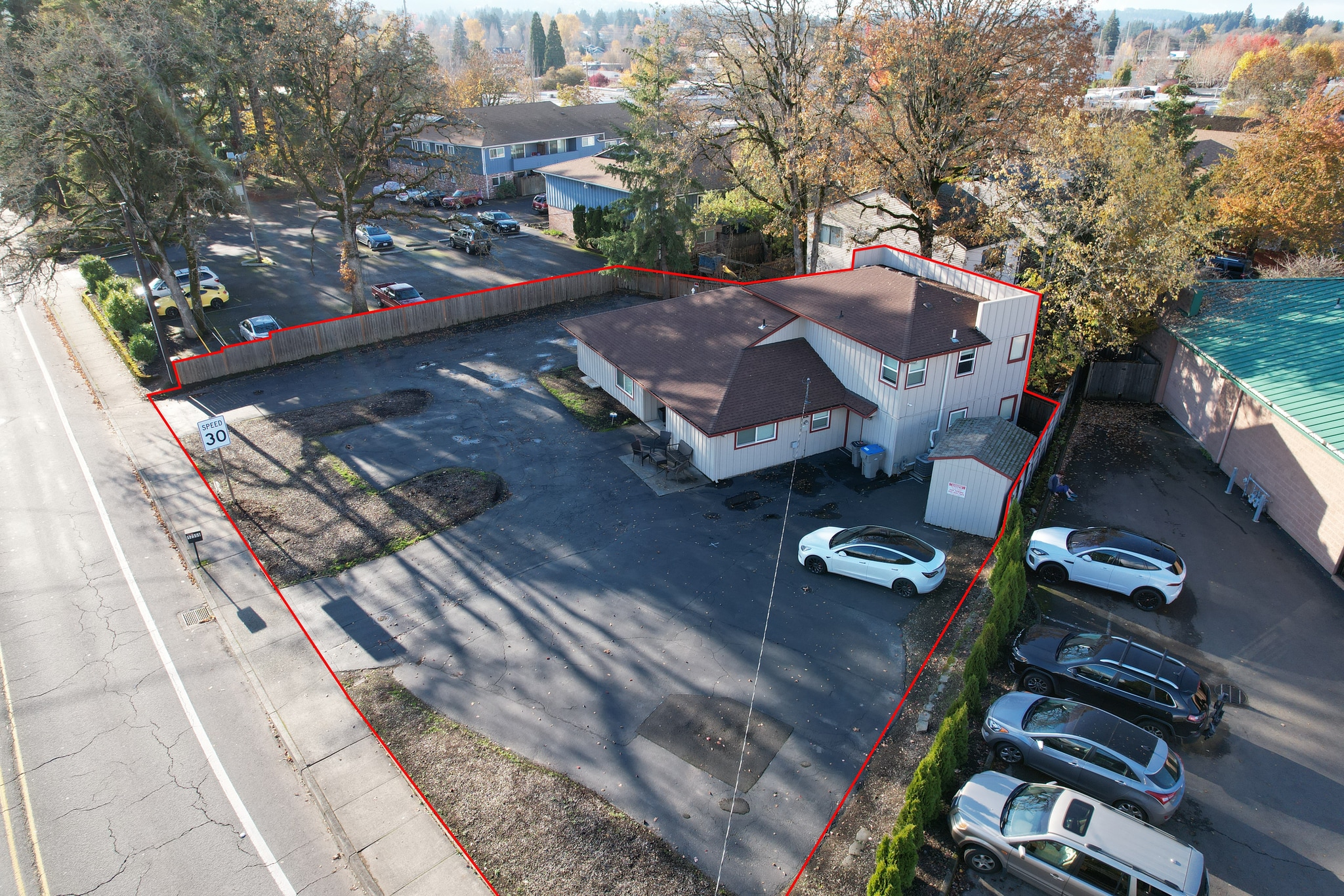 12555 SW Hall Blvd, Tigard, OR for sale Primary Photo- Image 1 of 15