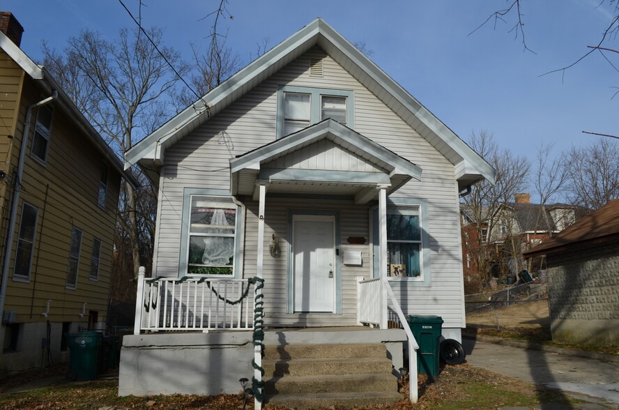 4542 Midland Ave, Cincinnati, OH for sale - Primary Photo - Image 1 of 1