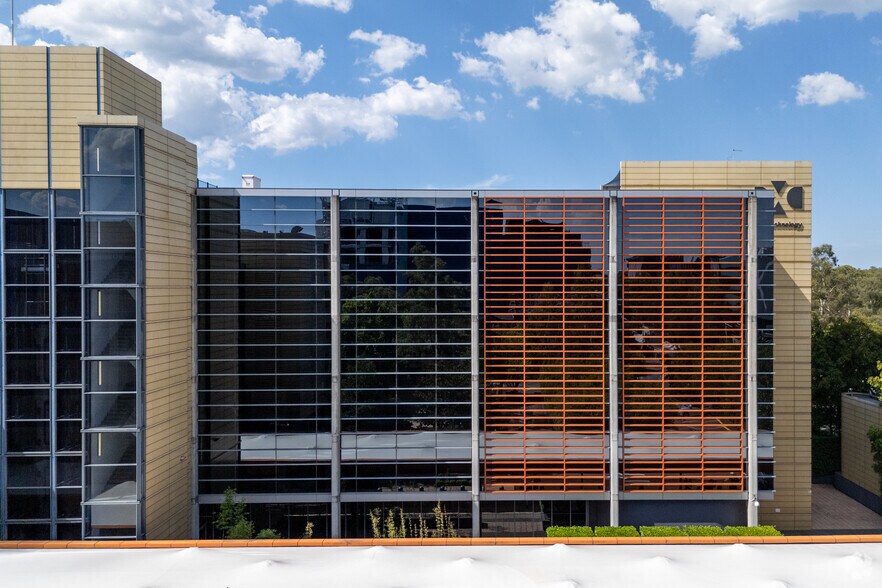26 Talavera Rd, Macquarie Park à louer - Photo du bâtiment - Image 2 de 6