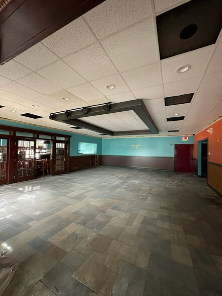 10290-10296 S 78th Ave, Palos Hills, IL for lease - Interior Photo - Image 3 of 12