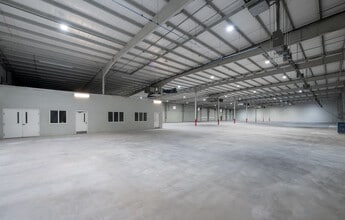 3525 Enterprise Way, Green Cove Springs, FL for lease Interior Photo- Image 2 of 5