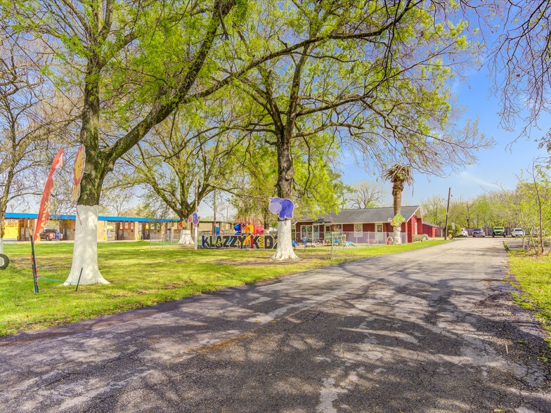 3501 Red Bluff Rd, Pasadena, TX for sale - Building Photo - Image 2 of 101