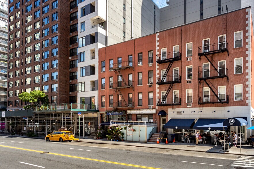 1640 York Ave, New York, NY for lease - Building Photo - Image 1 of 5