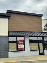 1290-1300 Salem Rd SW, Rochester, MN for lease Building Photo- Image 1 of 2