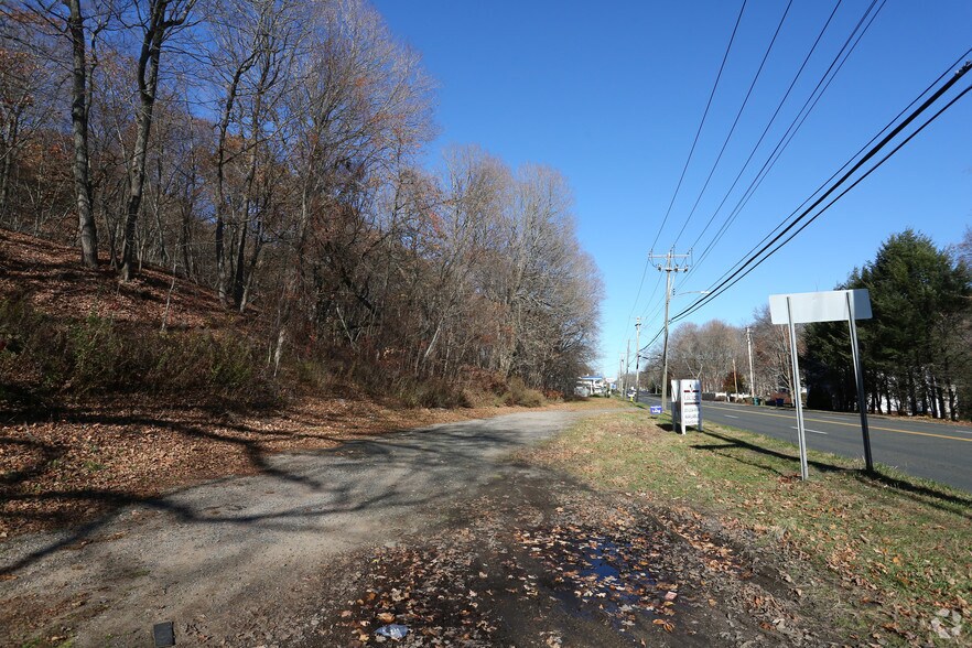 3360 Whitney Ave, Hamden, CT à louer - Photo principale - Image 2 de 6