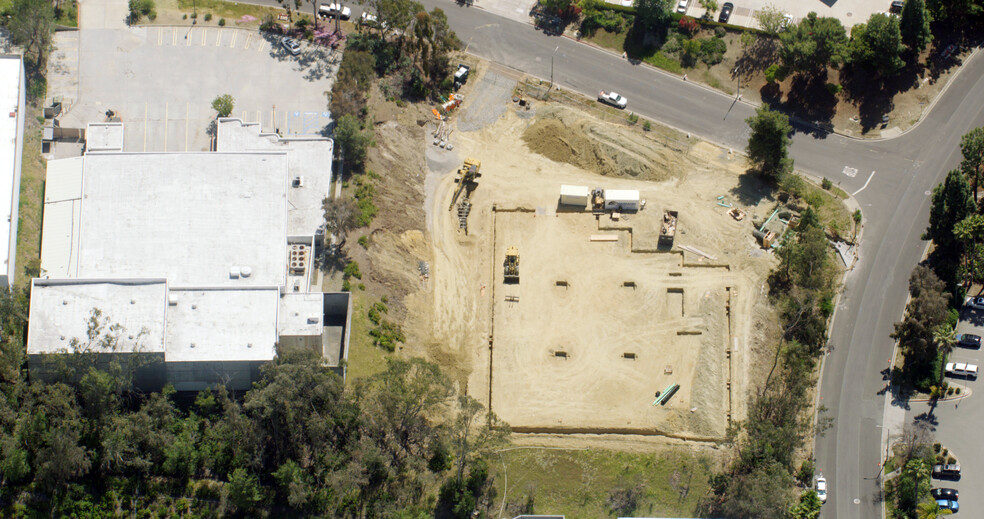 2515 Birch St, Vista, CA for lease - Building Photo - Image 2 of 2