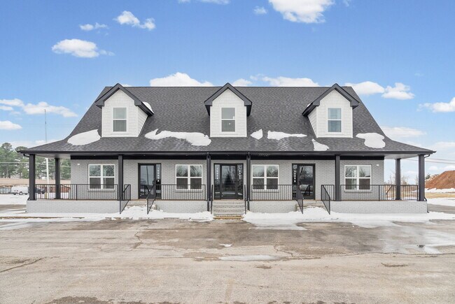 Plus de détails pour 15005A Fort Campbell Blvd, Oak Grove, KY - Bureau à louer