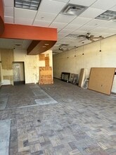 1262-1342 S Country Club Dr, Mesa, AZ à louer Photo intérieure- Image 2 de 2